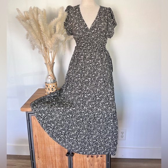 NWT Trovata Birds of paradise dress